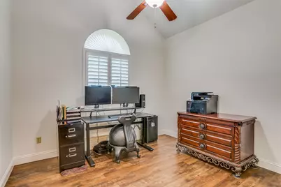 2140 S Winding Creek Drive, Grapevine, TX 76051 - Photo 17
