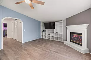 2915 Sagittarius Ln, Granbury, TX 76049 - Photo 25