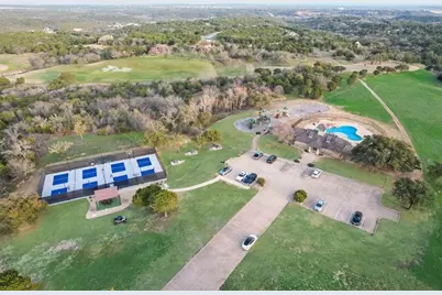 6725 Castle Royle Drive, Cleburne, TX 76033 - Photo 15