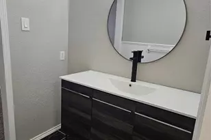 2117 Park Willow Ln, Arlington, TX 76011 - Photo 19