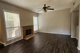2117 Park Willow Ln, Arlington, TX 76011 - Photo 3