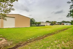 4025 Running Brook Dr, Joshua, TX 76058 - Photo 39