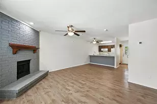 227 Country Bend Dr, Duncanville, TX 75137 - Photo 3