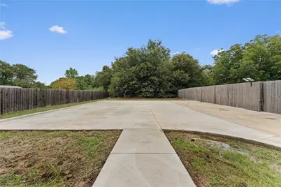 3516 S 4th Street, Waco, TX 76706 - Photo 19