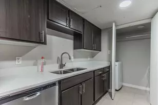 919 S Weatherred Dr, Richardson, TX 75080 - Photo 9