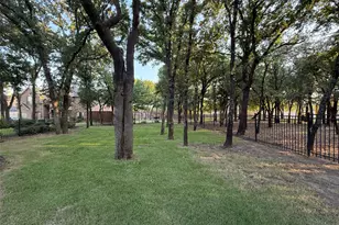 3603 Sussex Ct, Corinth, TX 76210 - Photo 31