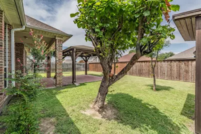 1020 Boscombe Court, Grand Prairie, TX 75052 - Photo 37