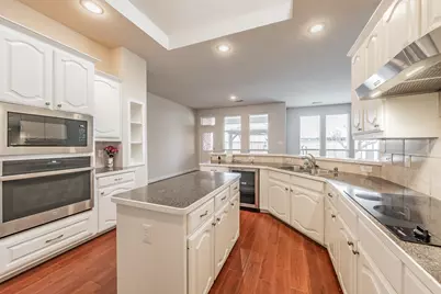 1020 Boscombe Court, Grand Prairie, TX 75052 - Photo 11