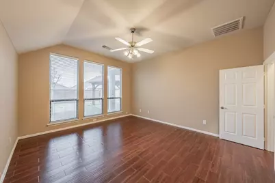 1020 Boscombe Court, Grand Prairie, TX 75052 - Photo 19