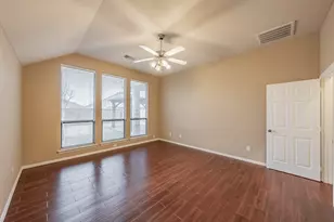 1020 Boscombe Ct, Grand Prairie, TX 75052 - Photo 19