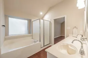 1020 Boscombe Ct, Grand Prairie, TX 75052 - Photo 23