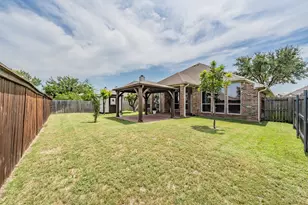 1020 Boscombe Ct, Grand Prairie, TX 75052 - Photo 31