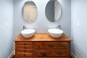 2901 Lee St, Greenville, TX 75401 - Photo 9