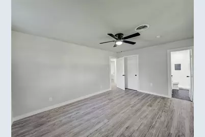 309 E Obuch Street, Valley View, TX 76272 - Photo 15