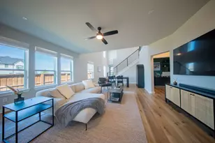 1800 Pelham Dr, Aubrey, TX 76227 - Photo 5