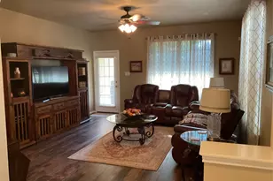 16100 S Great Oaks Dr, Round Rock, TX 78681 - Photo 11