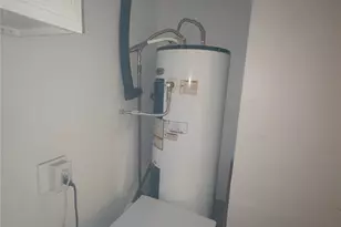 5314 Umbrella Pine Ct, Arlington, TX 76018 - Photo 11