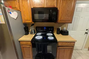 5314 Umbrella Pine Ct, Arlington, TX 76018 - Photo 3