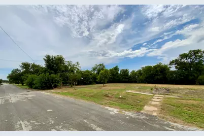 1018 W Angeline Street, Groesbeck, TX 76642 - Photo 5