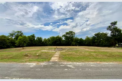 1018 W Angeline Street, Groesbeck, TX 76642 - Photo 1