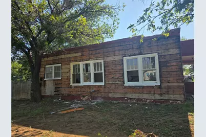 1100 E Walker Street, Breckenridge, TX 76424 - Photo 1