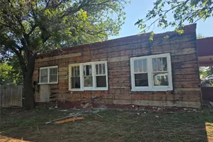 1100 E Walker St, Breckenridge, TX 76424 - Photo 1