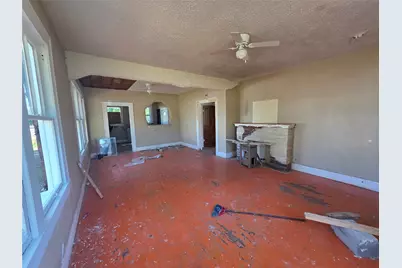 1100 E Walker Street, Breckenridge, TX 76424 - Photo 9