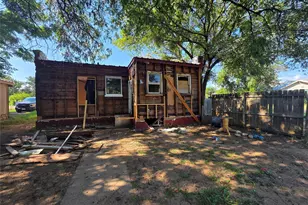 1100 E Walker St, Breckenridge, TX 76424 - Photo 5