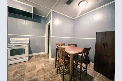 217 Polk St, Gilmer, TX 75644 - Photo 7