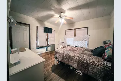 217 Polk St, Gilmer, TX 75644 - Photo 11