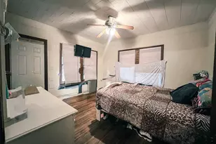 217 Polk St, Gilmer, TX 75644 - Photo 11