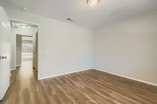 1500 Sandy Creek Dr, Denton, TX 76205 - Photo 21