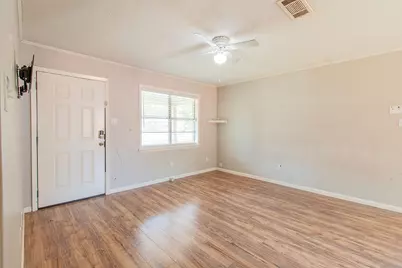 605 S Wilson Street, Kaufman, TX 75142 - Photo 7