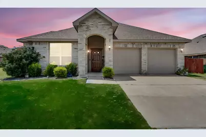 205 Bay Street, Waxahachie, TX 75165 - Photo 1