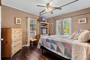 1703 Brandon St, Dallas, TX 75208 - Photo 9