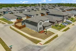 2860 Fox Trail Ln, Fort Worth, TX 76108 - Photo 3