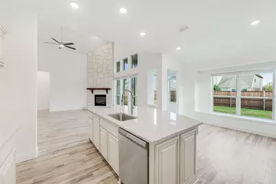 2504 Lakeway Lane, Mansfield, TX 76084 - Photo 21