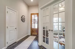 404 Lacey Oak Ct, Weatherford, TX 76085 - Photo 5