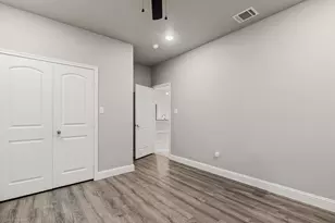 5585 Justine Pl, Fort Worth, TX 76126 - Photo 11