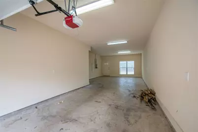 708 Skyline Bluff Court, Fort Worth, TX 76102 - Photo 23