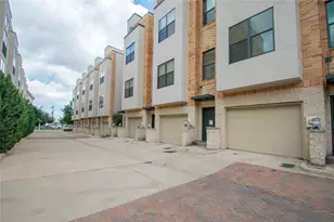 708 Skyline Bluff Ct, Fort Worth, TX 76102 - Photo 25