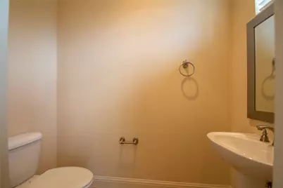 708 Skyline Bluff Court, Fort Worth, TX 76102 - Photo 13