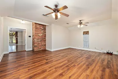 203 Lori Lane, Brownwood, TX 76801 - Photo 17