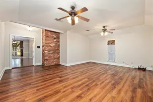 203 Lori Ln, Brownwood, TX 76801 - Photo 17