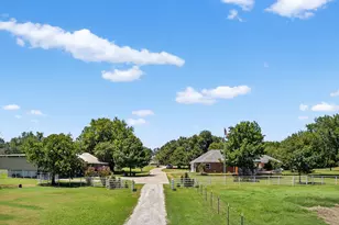 482 Center Hill Rd, Gainesville, TX 76240 - Photo 35