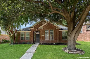 812 Pinnacle Cir, Lewisville, TX 75077 - Photo 1