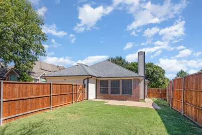 812 Pinnacle Circle, Lewisville, TX 75077 - Photo 17