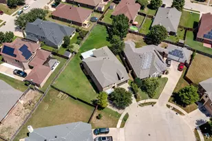 2848 Willow Glen Ct, Grand Prairie, TX 75052 - Photo 31