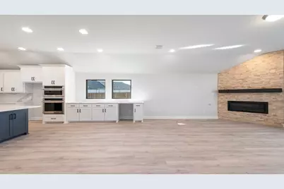 703 Running Iron Trail, Mansfield, TX 76063 - Photo 11