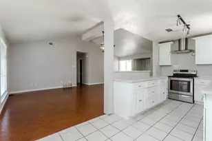 1018 Vegas Dr, Garland, TX 75042 - Photo 11